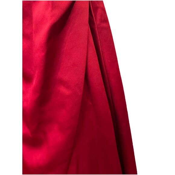 David’s Bridal JB1675 Apple Red Satin Jr Bridesmaid Ball Gown Dress Size 14 NWT - Picture 2 of 8